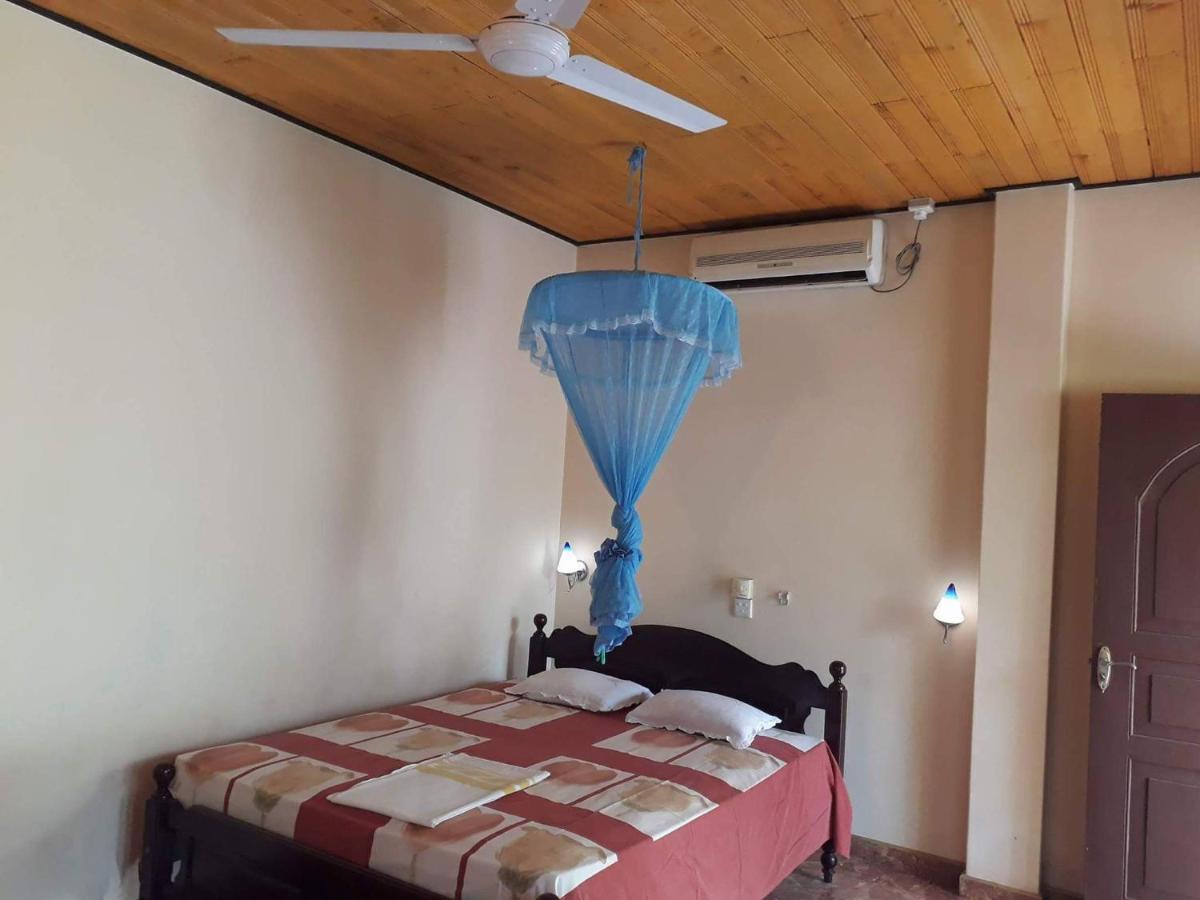 Guesthouse Sunshine Алутґама Екстер'єр фото